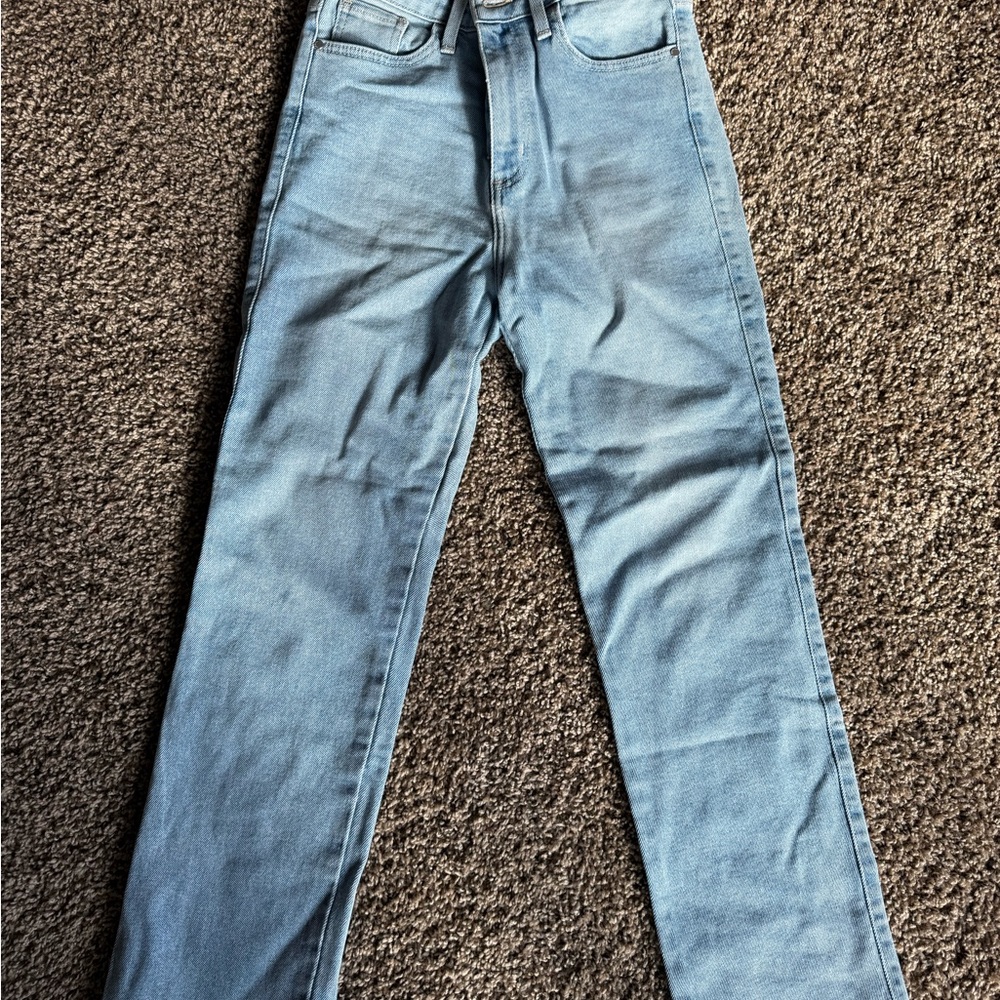 Women’s Light Blue Jeans